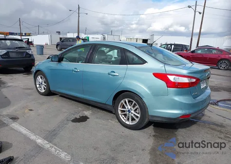 2012 Ford Focus Sel z USA, uszkodzony, nr VIN 1FAHP3H22CL377556
